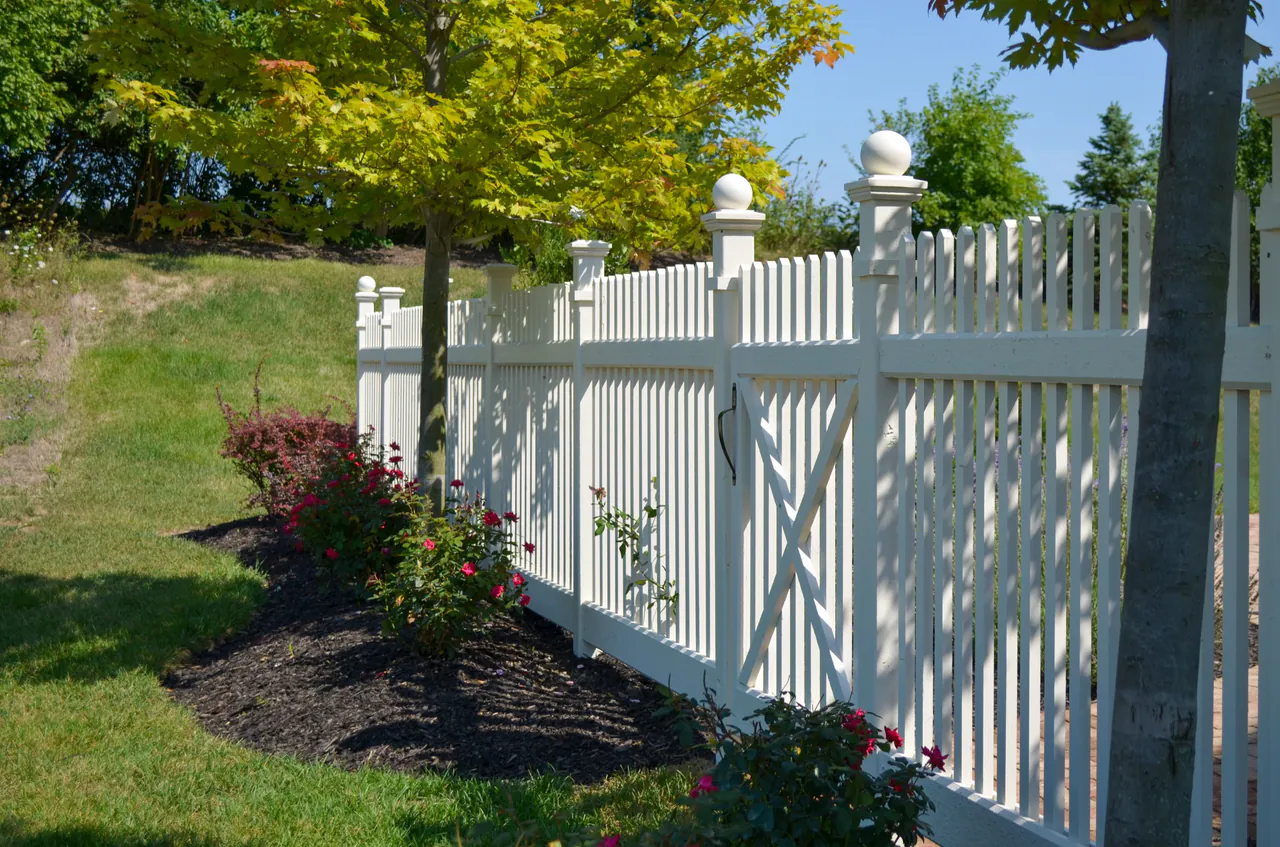 Fences & Gates landscape feature example